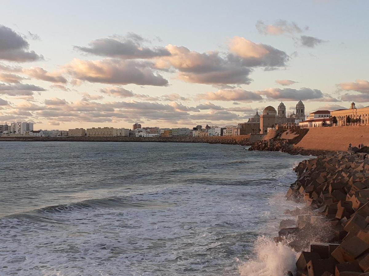 Apartamento Puerta Al Mar كاديز المظهر الخارجي الصورة
